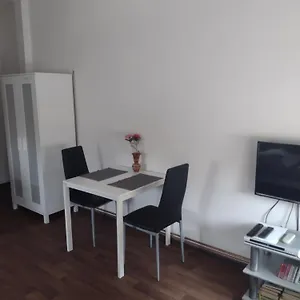 zkontrolujte dostupnost